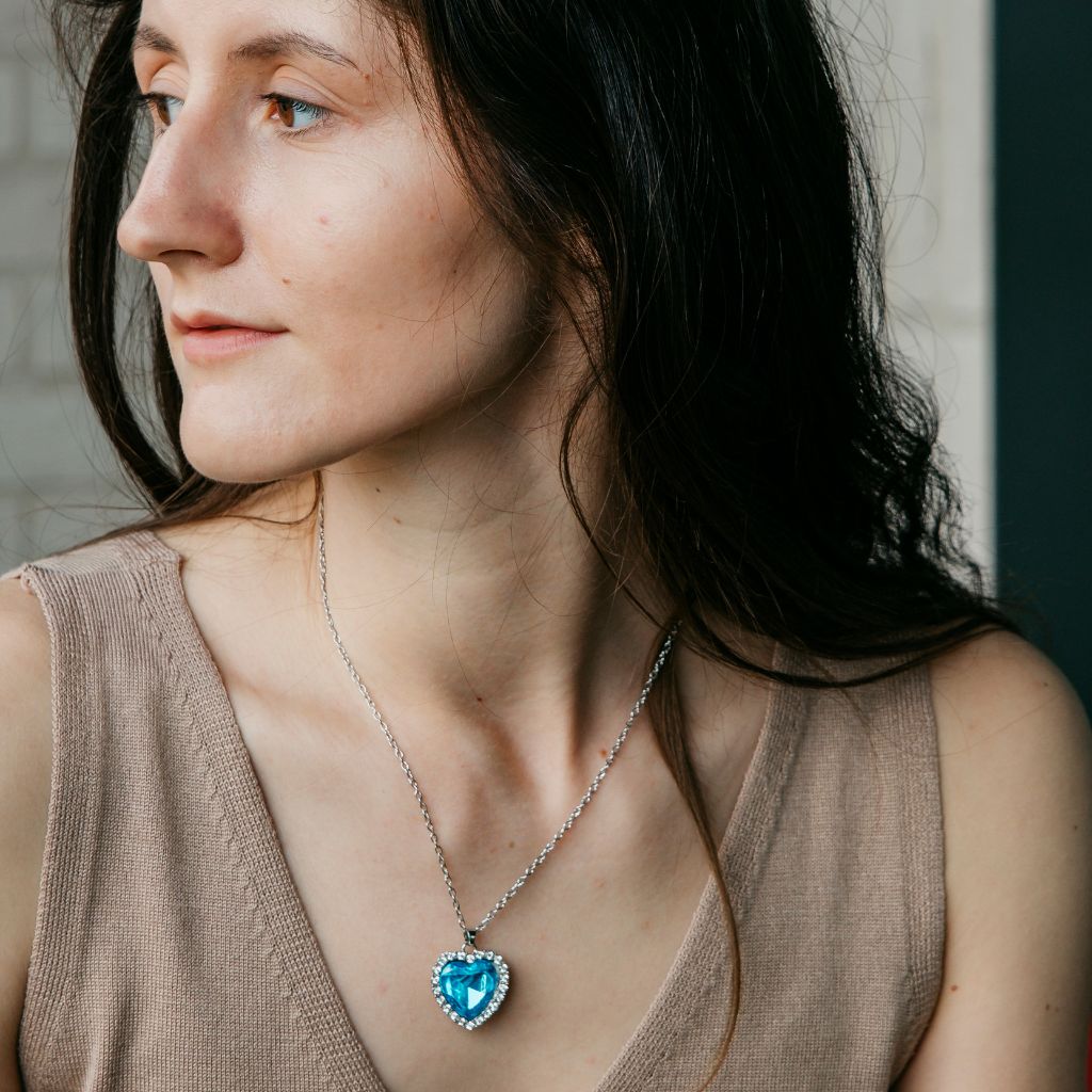 Large Titanic Blue Heart Zircon Vintage Diamond Pendant Necklace