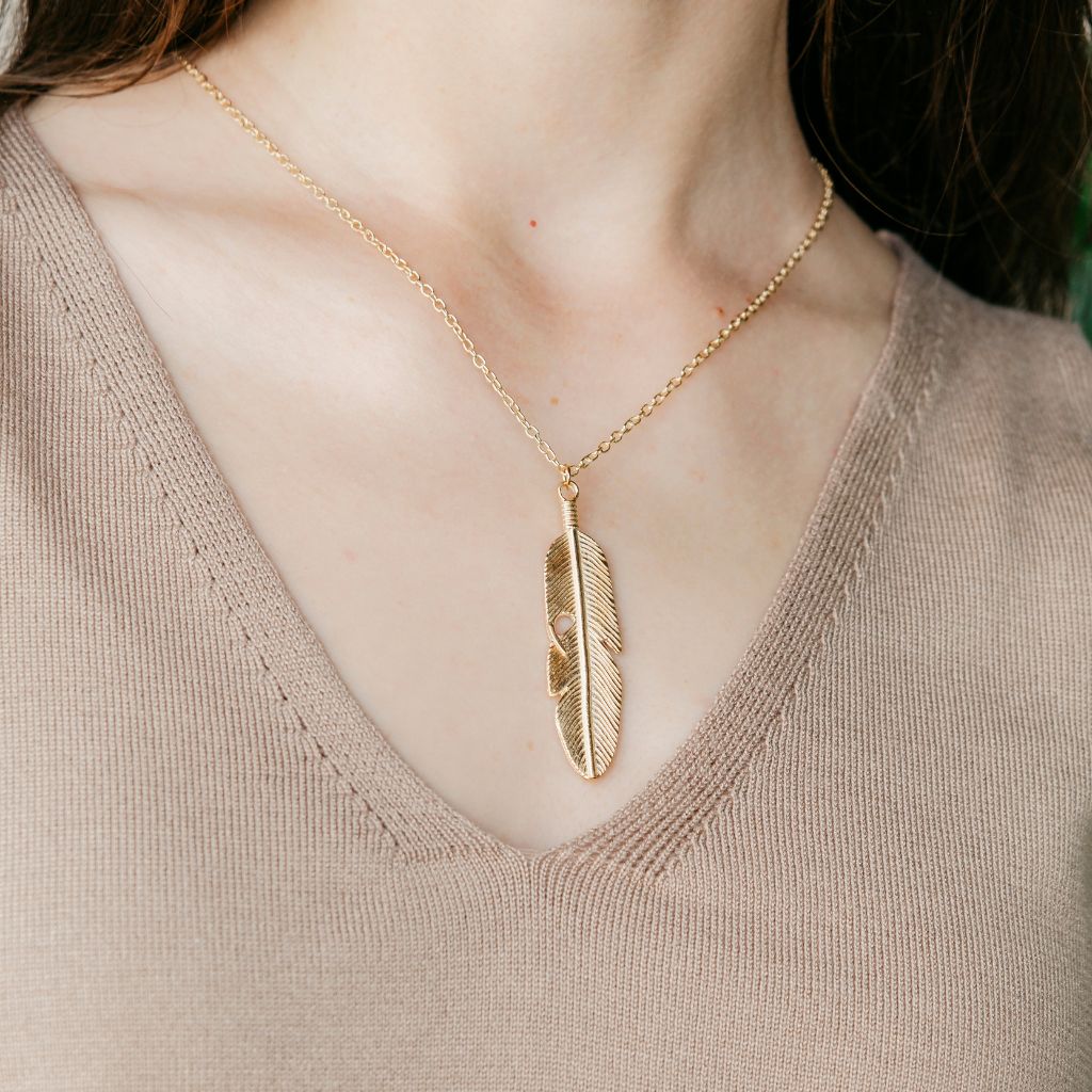Large Gold Feather Leaf Charm Dainty Statement Pendant Necklace