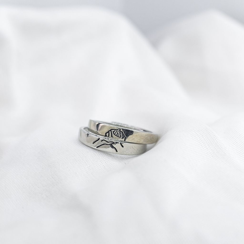 Adjustable Hand Holding Matching Couple Band Promise Ring Set