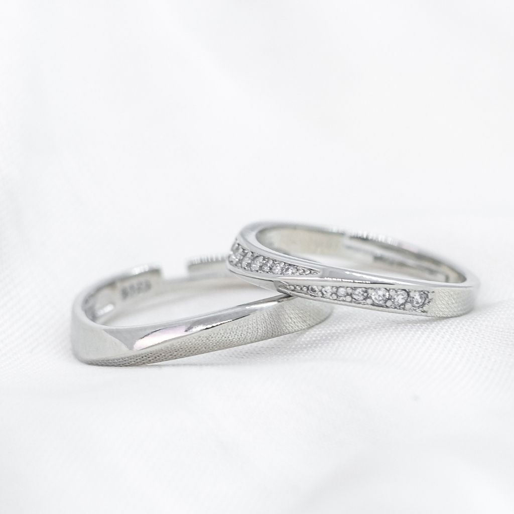 Silver Zircon Ring Set