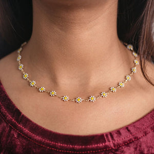 White Colourful Yellow Flower Charm Indie Boho Daisy Choker Summer Adjustable (Close-up Detail) | The Colourful Aura