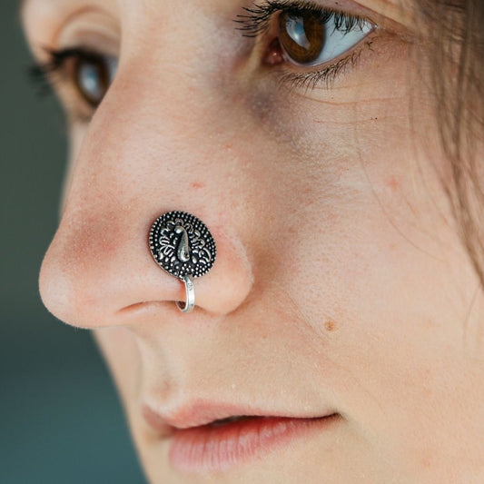 Oxidized German Peacock Animal Round Clip On Non Pierced Silver Nose Pin