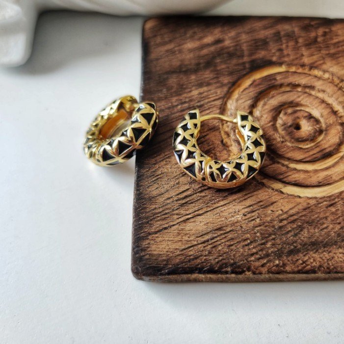Stainless Steel Medium Black Enamel Huggie Multicolour Dainty Hoop Earrings (Close-up Detail) | The Colourful Aura