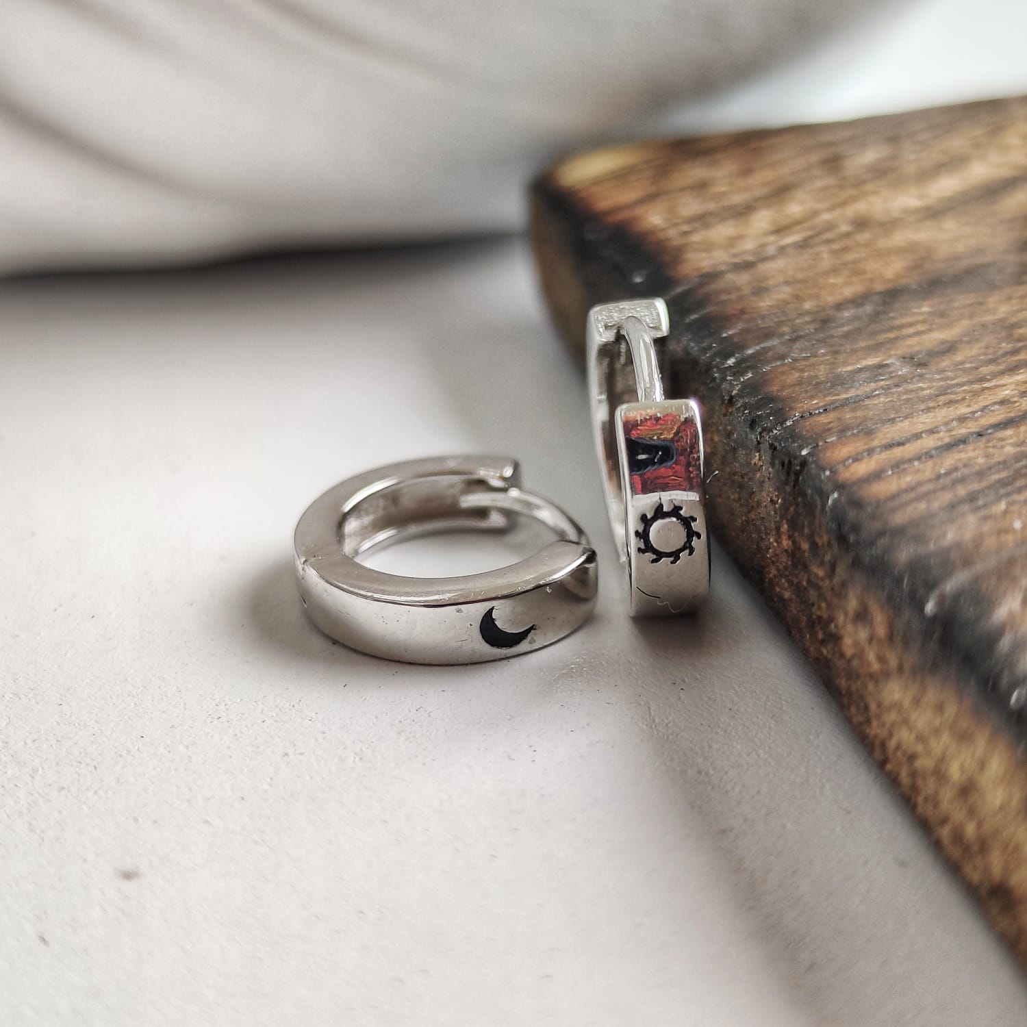 925 Silver Slim Sun Moon Minimalist Dainty Steampunk Unisex Hoop Earrings