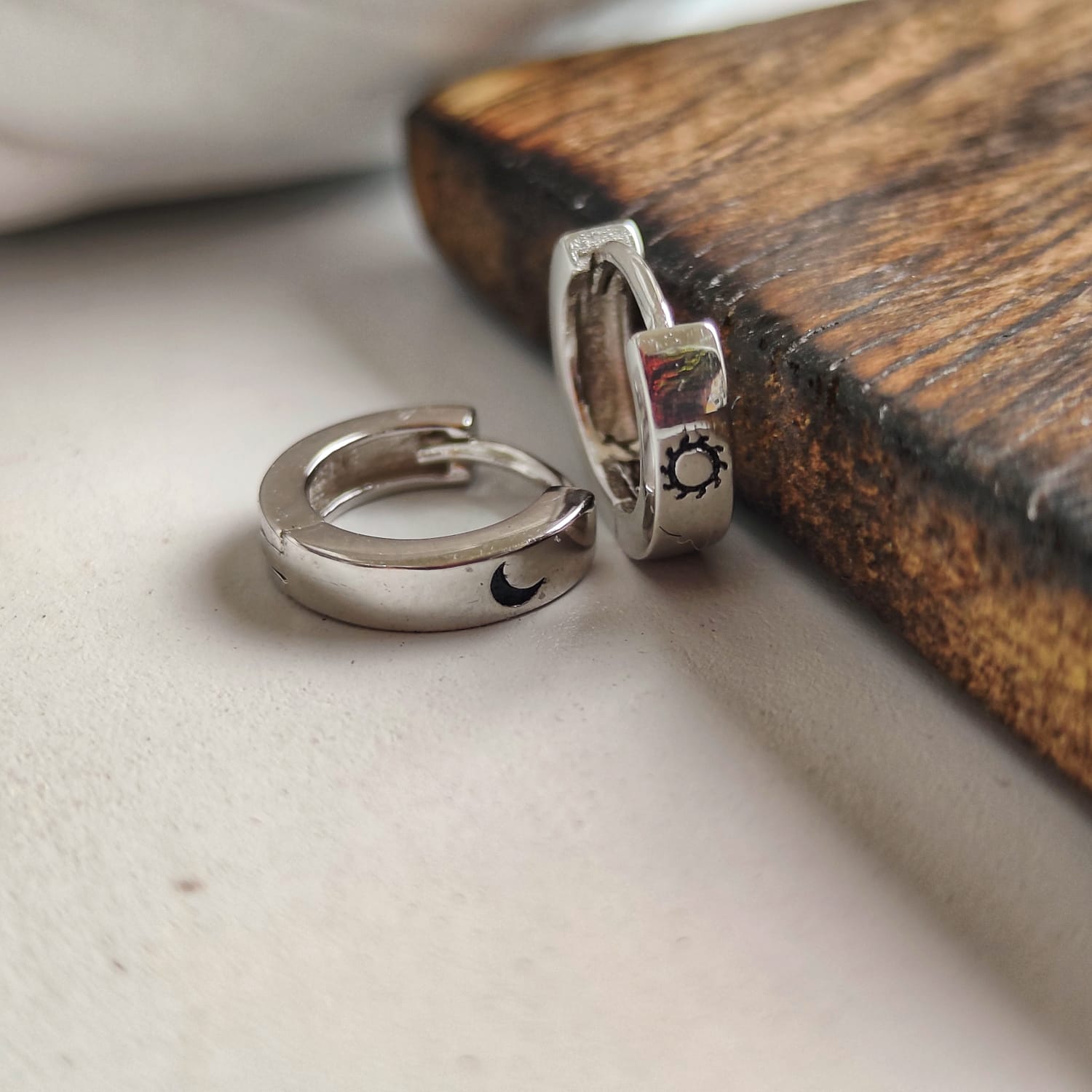 925 Silver Slim Sun Moon Minimalist Dainty Steampunk Unisex Hoop Earrings