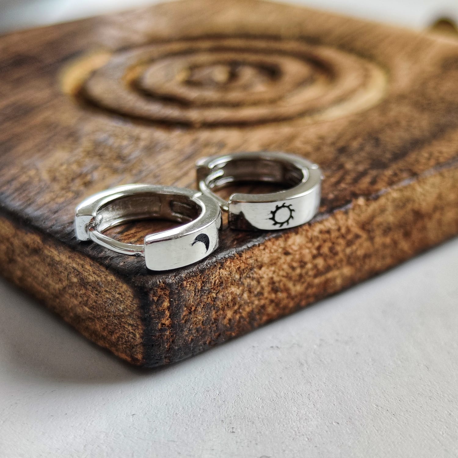 925 Silver Slim Sun Moon Minimalist Dainty Steampunk Unisex Hoop Earrings