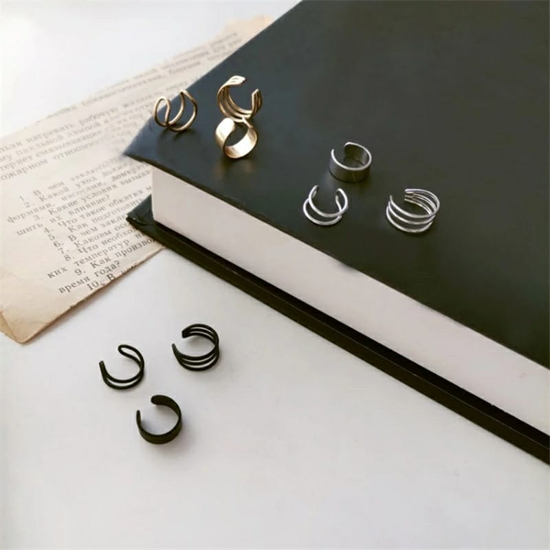 Black Gold Plated 3 Piece Adjustable Non Piercing Everyday Helix Ear Cuff Band (Close-up Detail) | The Colourful Aura