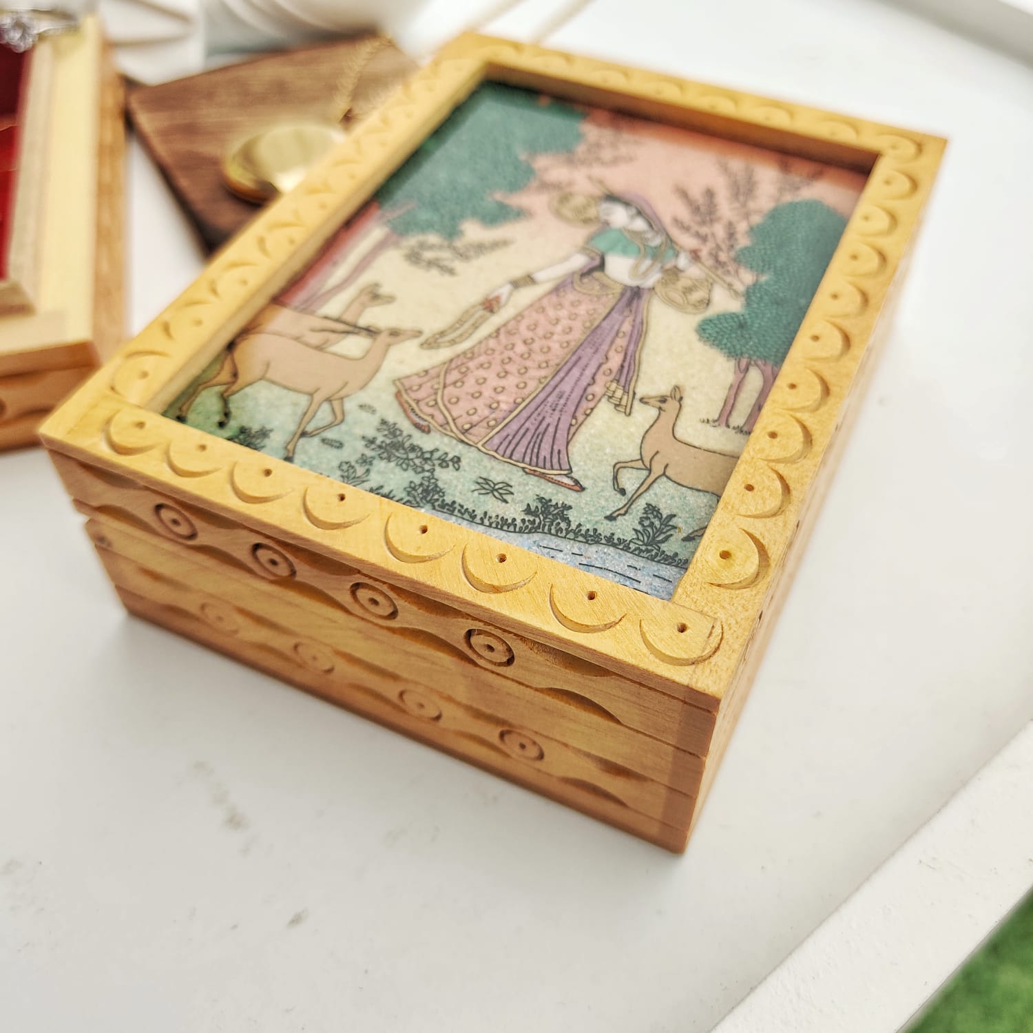 Indian Handmade Dancing Lady Vintage Wood Carving Trinket Keepsake Jewellery Box