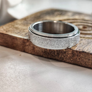 6mm Mens Black Rotatable Spinner Stainless Steel Promise Ring – The Colourful Aura