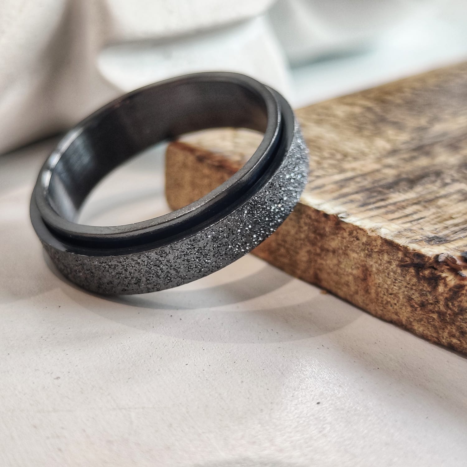 6mm Mens Black Rotatable Spinner Stainless Steel Promise Ring – The Colourful Aura