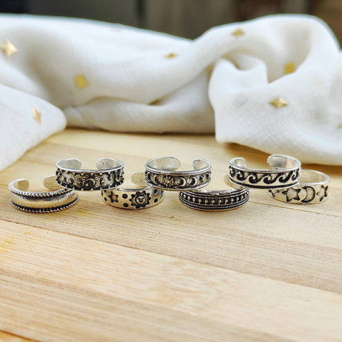 SILVER PLATED OXIDIZED BOHEMIAN BRAIDED TOE RING