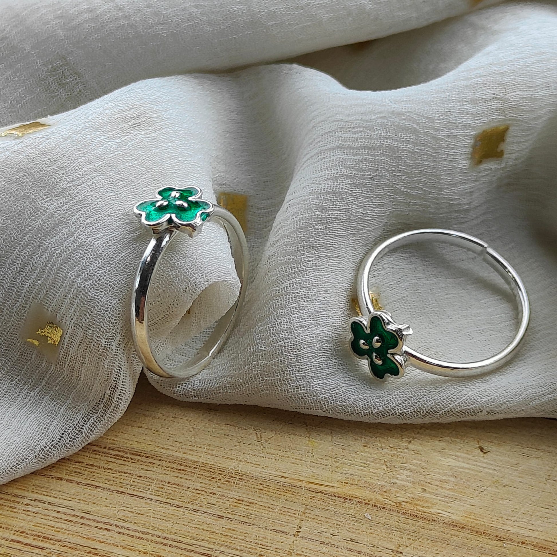 Green Floral Silver Toe Ring
