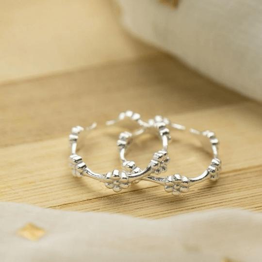 Adjustable Dainty Silver Floral Slim Stacking Simple Daisy Ring