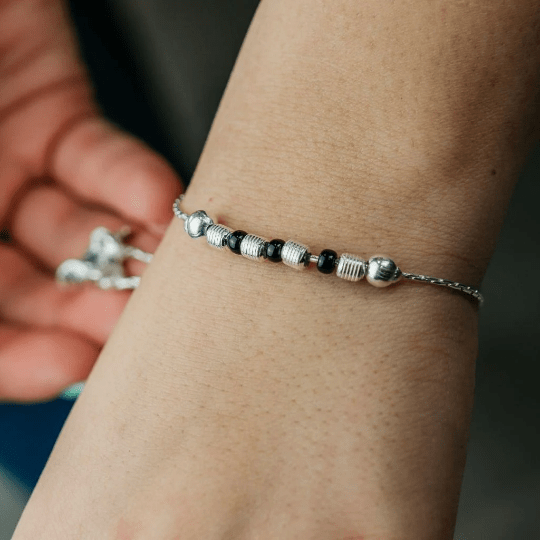 Square Evil Eye Nazaria Fashion Bracelet | Unisex Silver and Black Beads