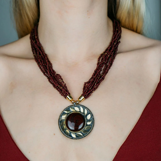 Maroon statement online necklace