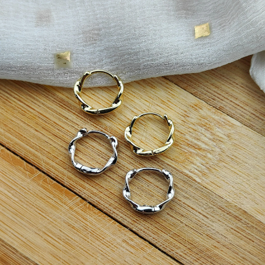 Sterling Silver Dainty Twist Spiral Creole Infinity Slim Everyday Hoop Earrings (Close-up Detail) | The Colourful Aura