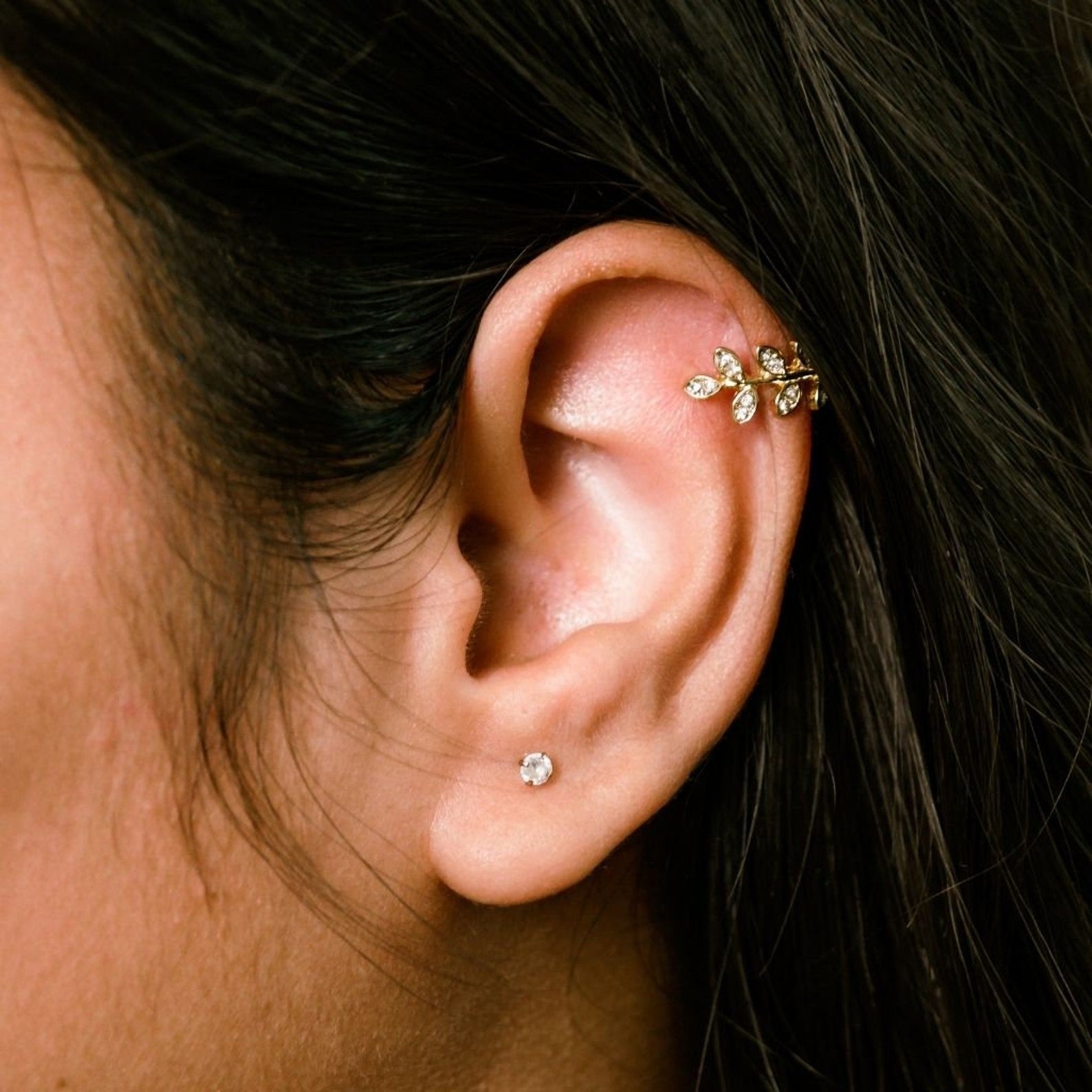 Adjustable No Piercing Single Leaf Wide Wire Ear Wrap Cuff Helix Band