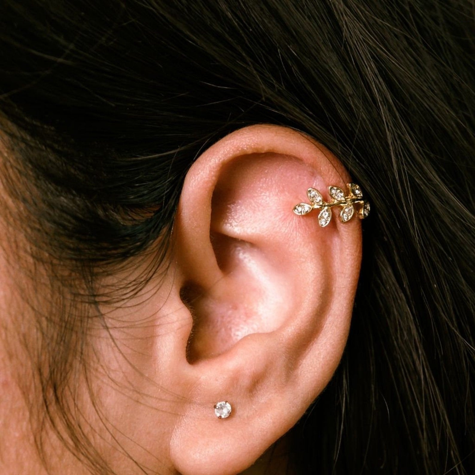 Adjustable No Piercing Single Leaf Wide Wire Ear Wrap Cuff Helix Band