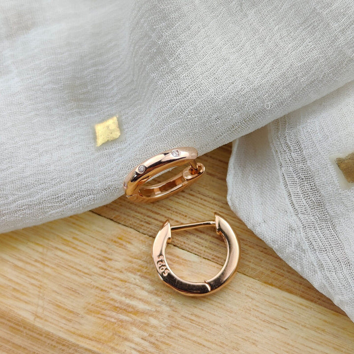 Rose Gold Sterling Silver Circle Slim Round Zircon Dainty Everyday Hoop Earrings (Close-up Detail) | The Colourful Aura