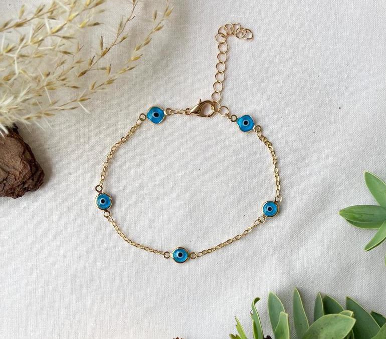Gold and Silver Evil Eye Charm Beaded Slim Chain Adjustable Lucky Eye Bracelet (Close-up Detail) | The Colourful Aura