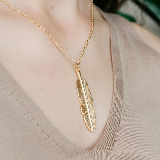 Large Gold Feather Leaf Charm Dainty Statement Pendant Necklace