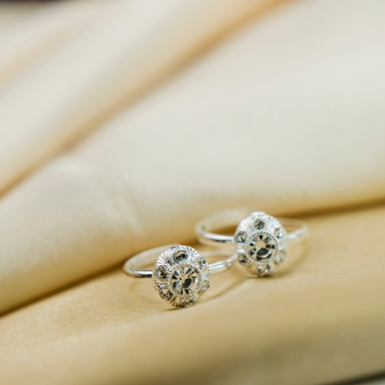 925 Silver White Zircon Round Stone Bohemian Midi Bichiya Toe Ring – The Colourful Aura