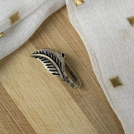Leaf Floral Antique Quality Tribal Indian Traditional Clip On  Nose Pin