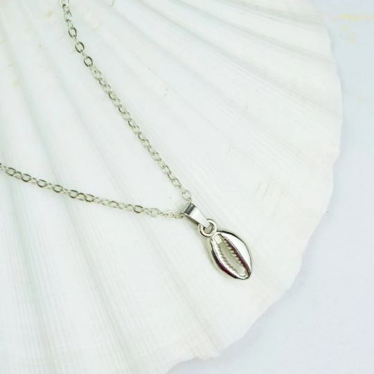 Silver Handmade Sea Shell Necklace Cowrie Charm Beach Surfing Pendant Necklace