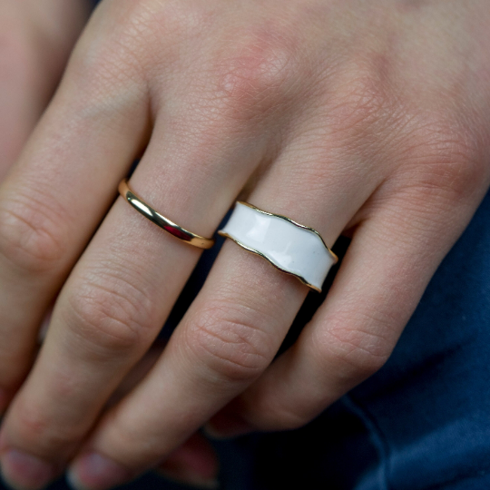 Amazon.com: GUIDECUN Women's Princess Cut Cubic Zirconia 2 Piece Bridal Ring  Set,CZ Halo Solitaire Wedding Engagement Ring Set (US Size 10)
