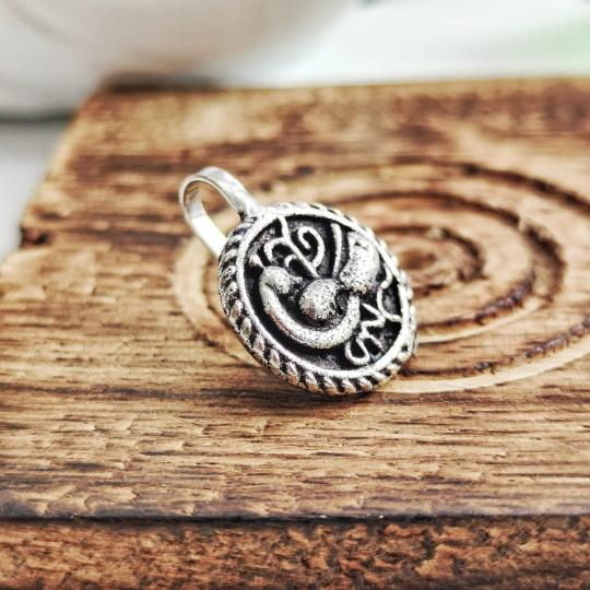 Peacock Silver Simple Clip on Non Pierced Tribal Nose Pin
